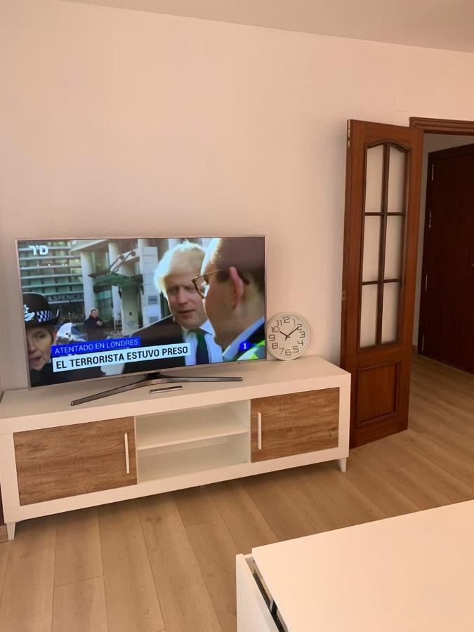 Acogedor Y Espacioso Apartamento En Alicante Apartment Bagian luar foto